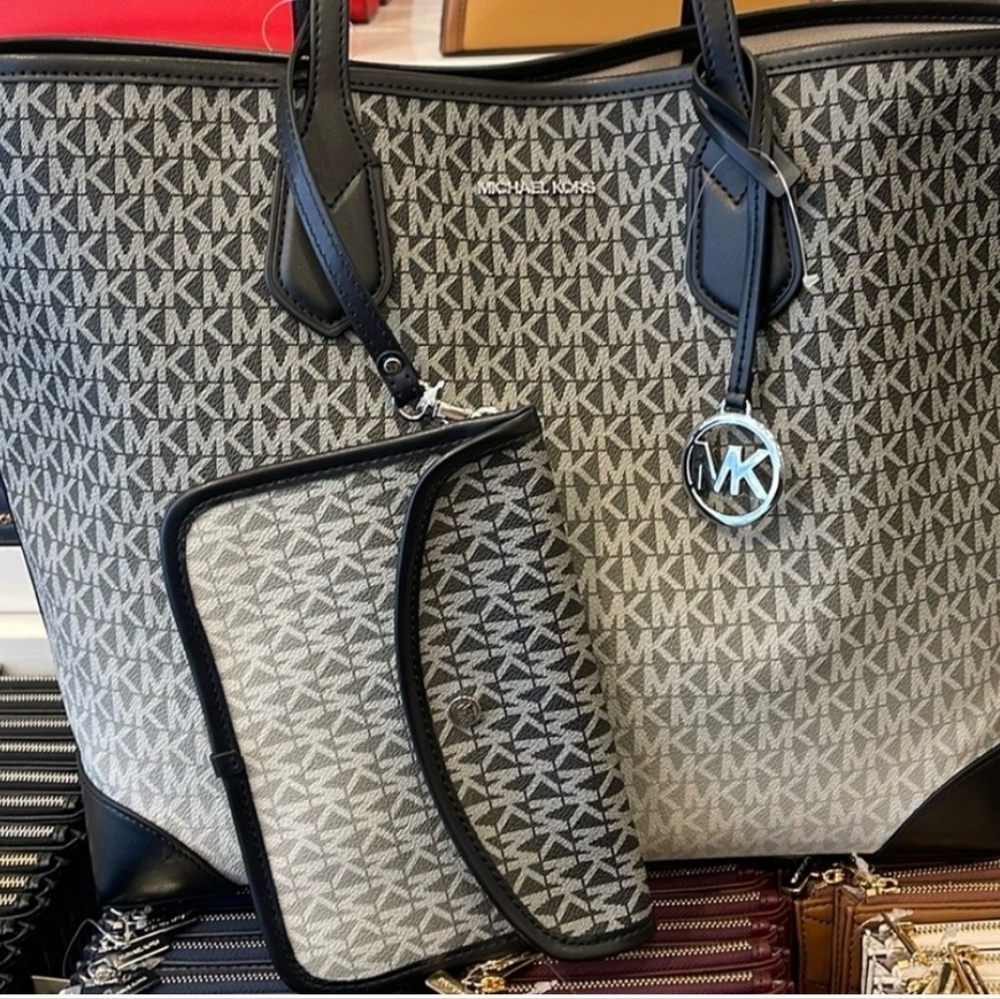 Michael Kors Eva Large Ombré Signature Logo Tote Bag With Removable Pouch - Picture 8 of 10